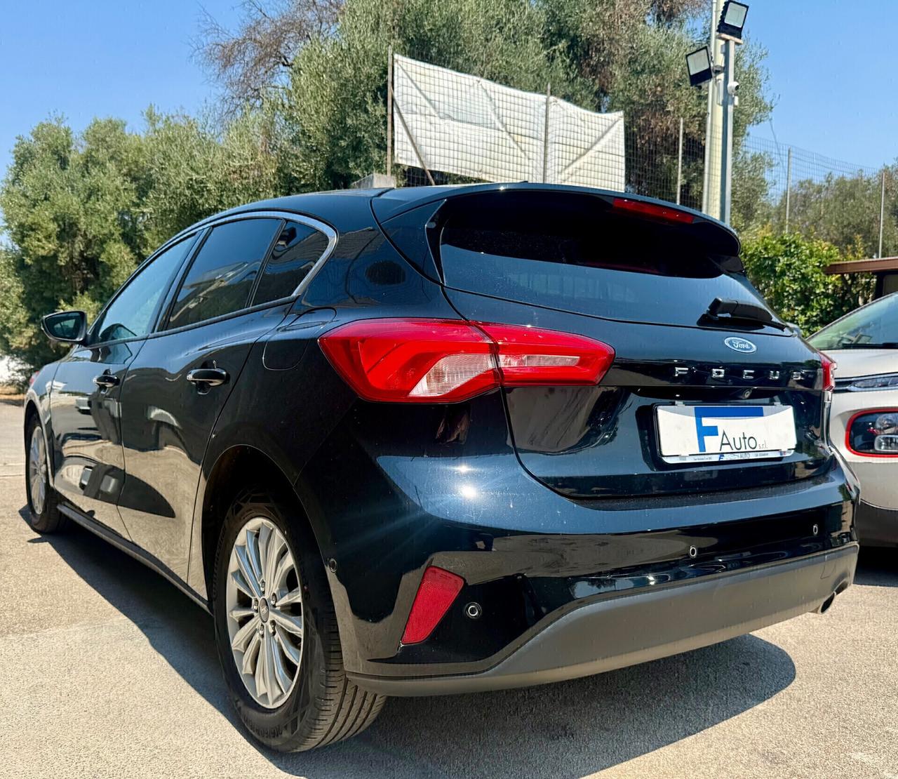 Ford Focus 1.5 TDCi 120 CV Titanium,LED diurni,Navi,Paddle,retrocamera,ecc.