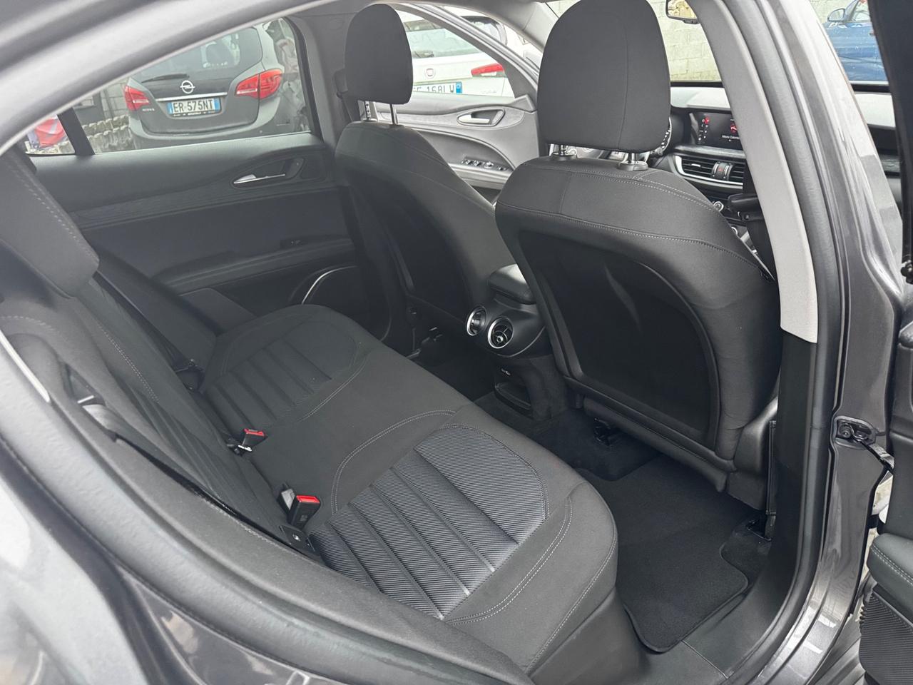 Alfa Romeo Stelvio 2.2 Turbodiesel 190 CV AT8 Q4 Business