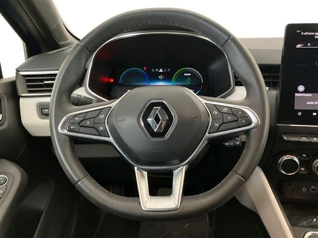 RENAULT Clio 1.6 E-Tech full hybrid Techno 145cv auto