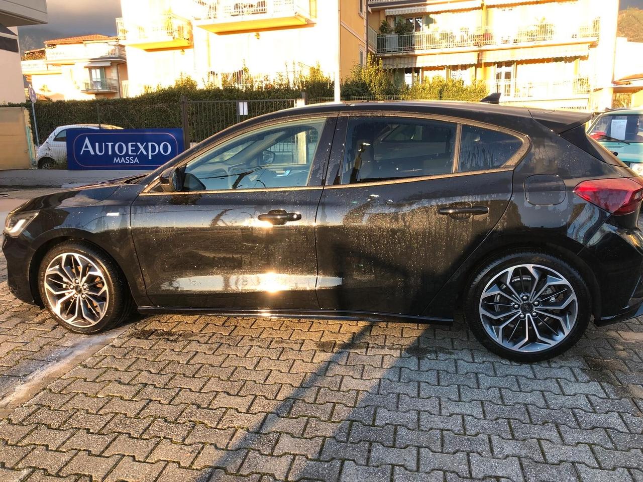 Ford Focus 1.0 EcoBoost Hybrid 125 CV 5p. ST-Line X