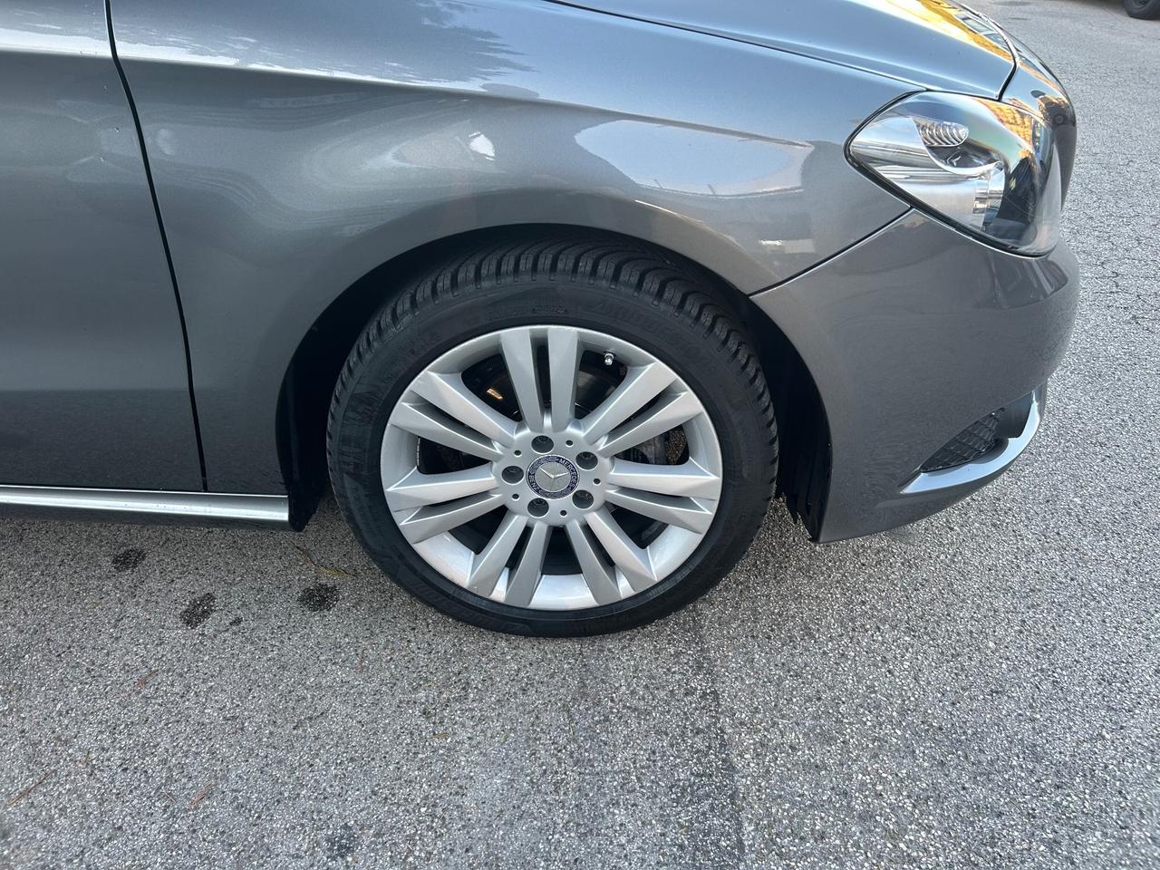 Mercedes-benz B 180 1.5 Diesel 110 cv 2014