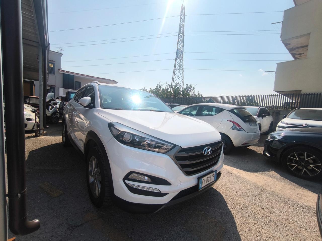 Hyundai Tucson 1.7 CRDi Comfort bluetooth