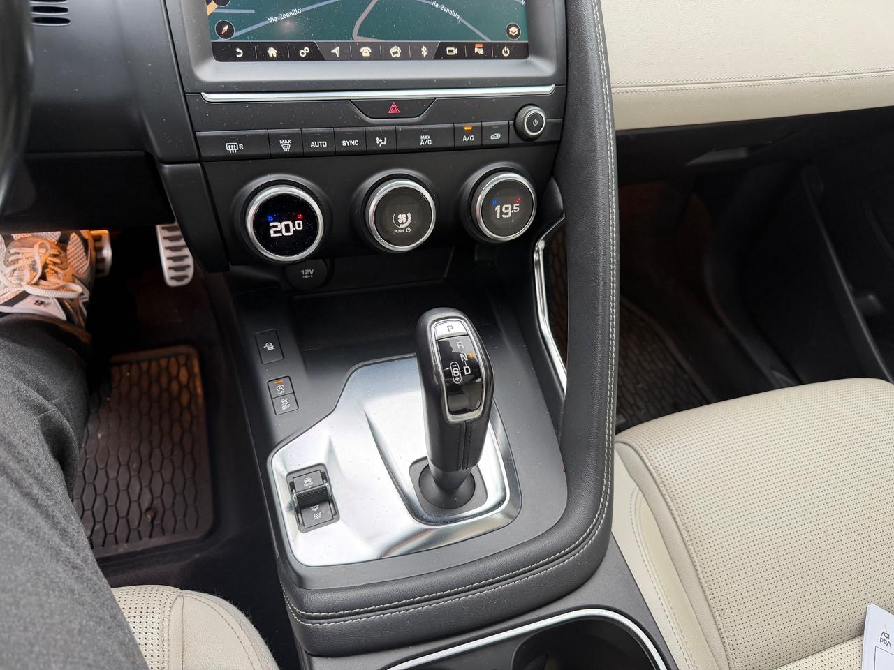 Jaguar E-Pace 2.0D 150 CV R-Dynamic S