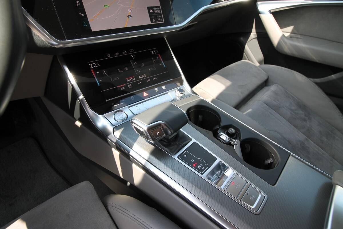 Audi A6 Avant 40 TDI quattro S tronic Business Sport