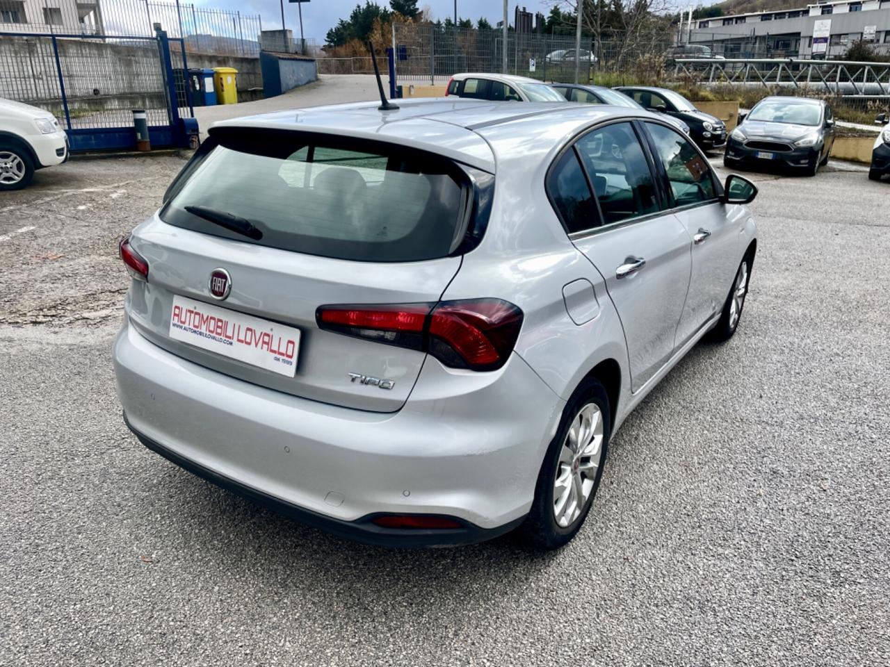 Fiat Tipo 1.3 Mjt 5P ALCANTARA-RADAR-NAVI