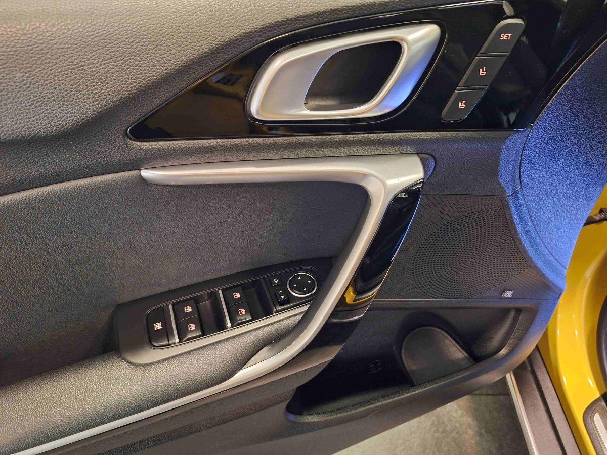 KIA XCeed 1.6 crdi Evolution 136cv dct 7m - TETTO - SEDILI VENTILATI - FULL