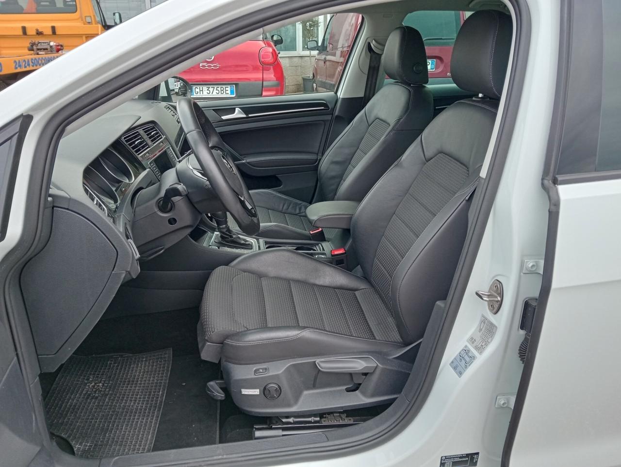 VW Golf 1.4 TSI 150CV DSG 5p. Highline UNIPROPRIETARIO