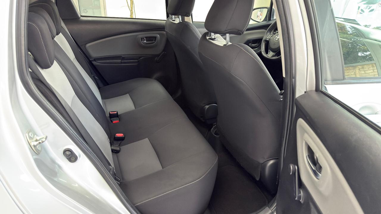 Toyota Yaris 1.0 5 porte Cool 69Cv.