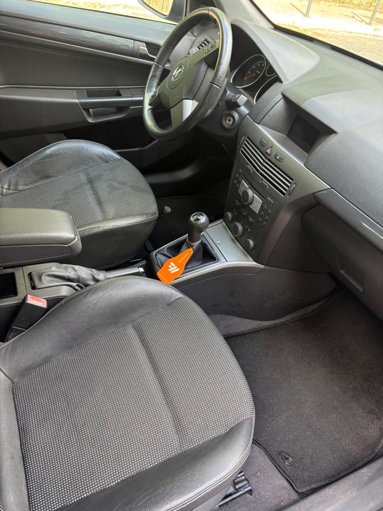 Opel Astra 1.6 16V benzina