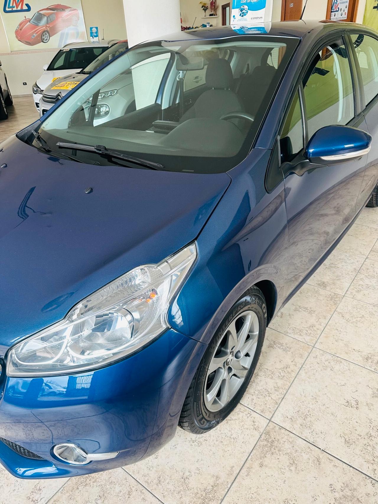 Peugeot 208 1.6 e-HDi 92 CV Stop&Start 5 porte Allure