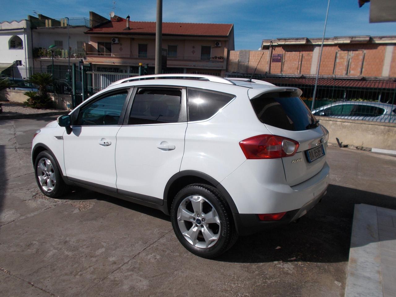 Ford Kuga 2.0 TDCi 136 CV 2WD Titanium DPF