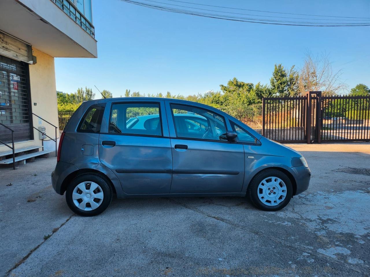 Fiat Idea 1.3 Multijet 16V 70 CV BlackStar