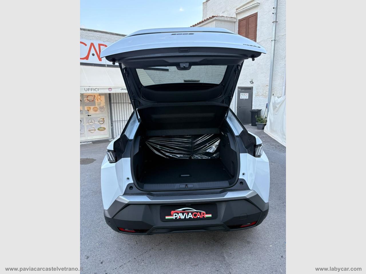 PEUGEOT 3008 Hybrid 145 e-DCS6 Allure KM/0