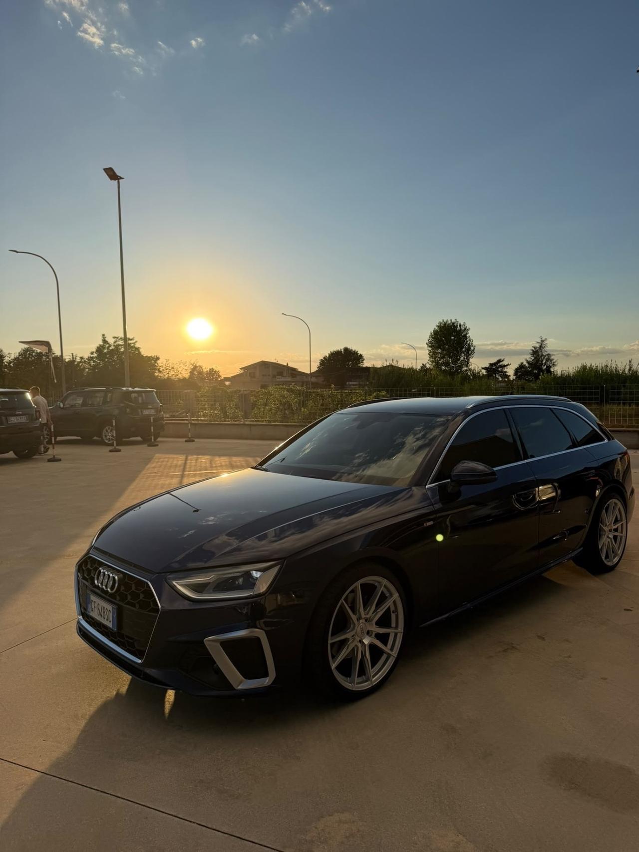 Audi A4 Avant 35 TDI/163 CV S tronic line edition