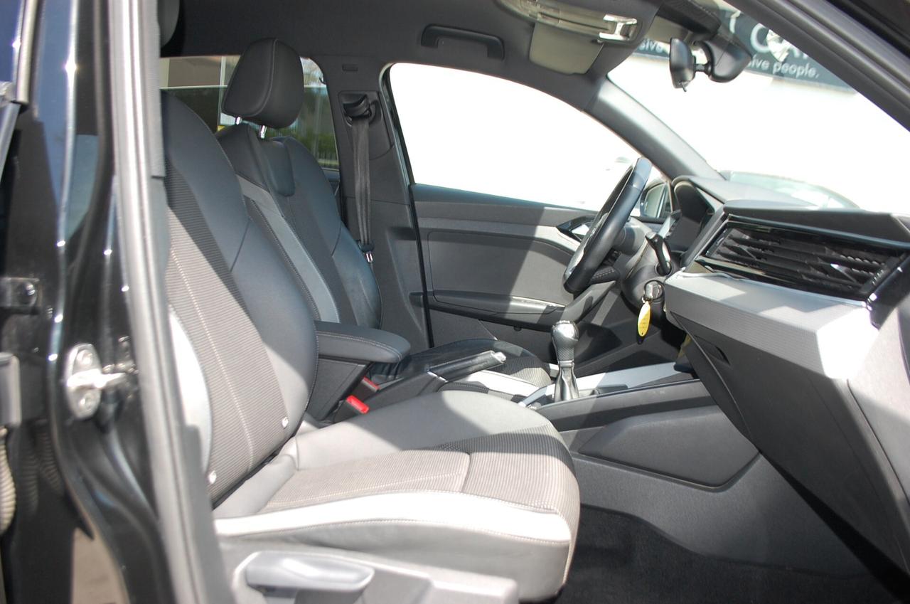 Audi A1 Sportback 30 1.0 tfsi 116CV S Line Edition Uff Italy Clima USB