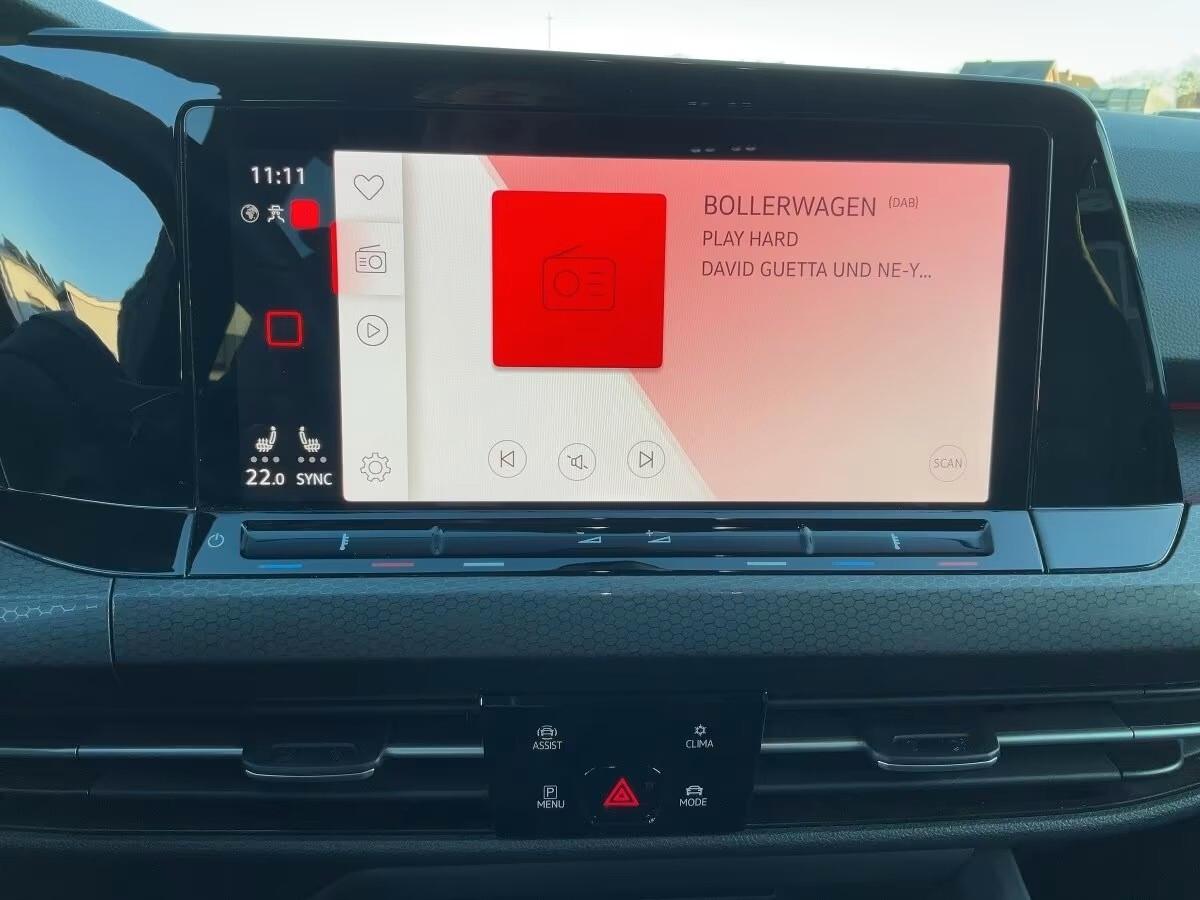 Volkswagen Golf GTI 18" SENS PARK DOPPI CRUISE ADATTIVO RETROCAMERA GUIDA DI 2°LIVELLO IN ARRIVO OPZIONABILE