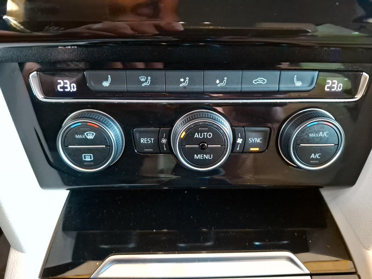 Volkswagen Passat Variant 2.0 TDI Highline BlueMotion Technology full optional