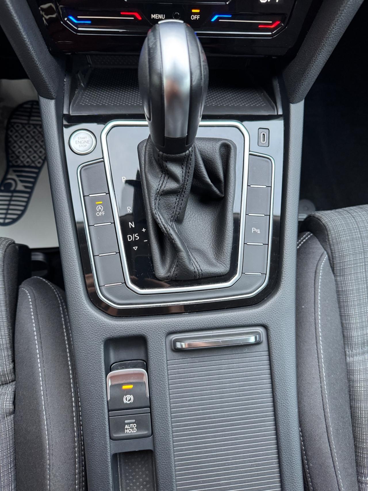 Volkswagen Passat Variant 2.0 TDI SCR 122 CV EVO DSG Business