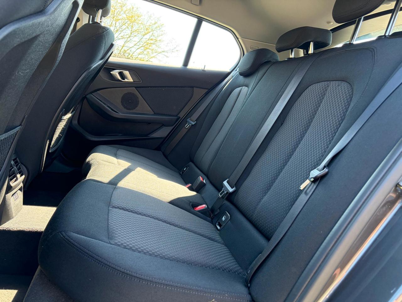 Bmw 116d 5p. Sport Auto.