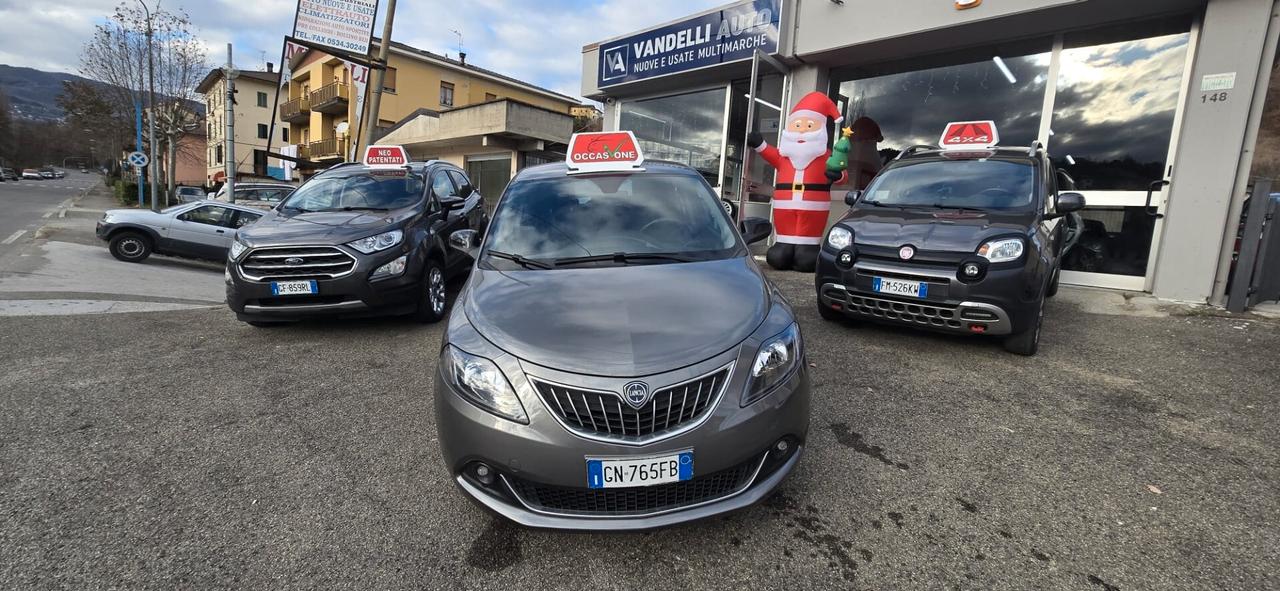 Lancia Ypsilon 1.0 FireFly 5 porte S&S Hybrid UnYca