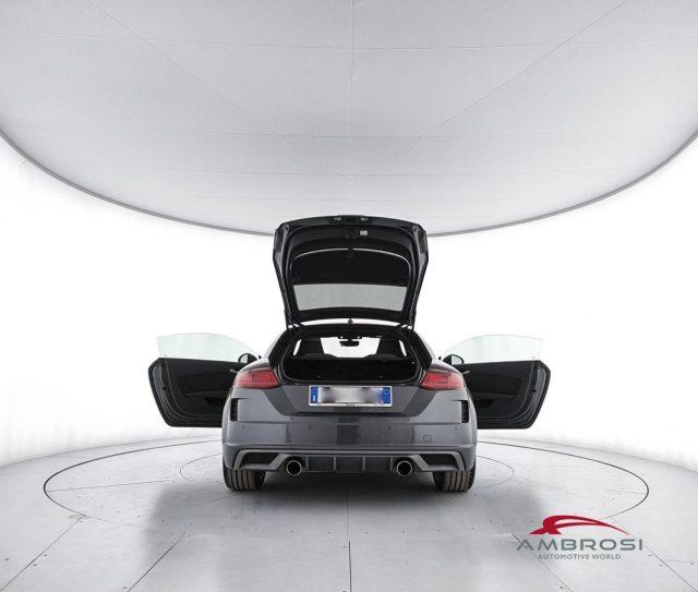 AUDI TT 40 TFSI S tronic 197CV S-Sline