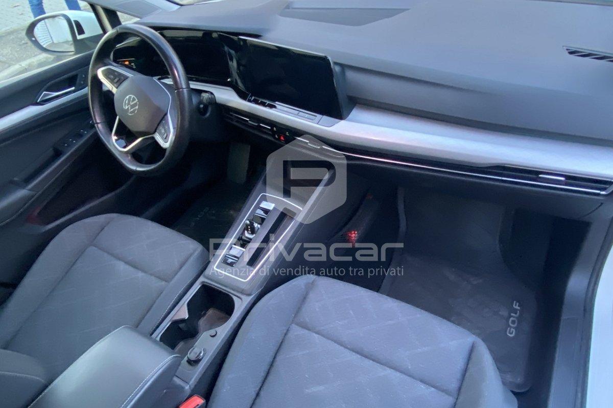 VOLKSWAGEN Golf 1.0 eTSI EVO DSG Life
