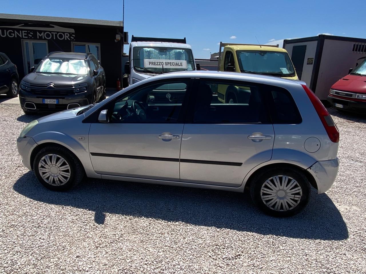 Ford Fiesta 1.4 TDCi 5p. Ghia DIESEL NEOPATENTATI