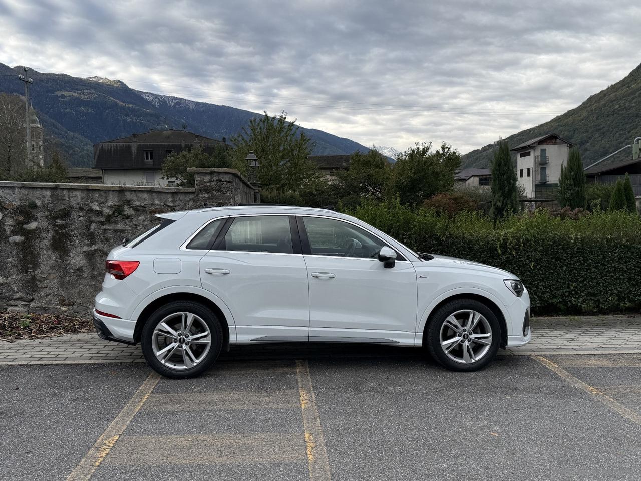 AUDI Q3 35 TDI quattro S tronic S line edit. TETTO PELLE ADAS