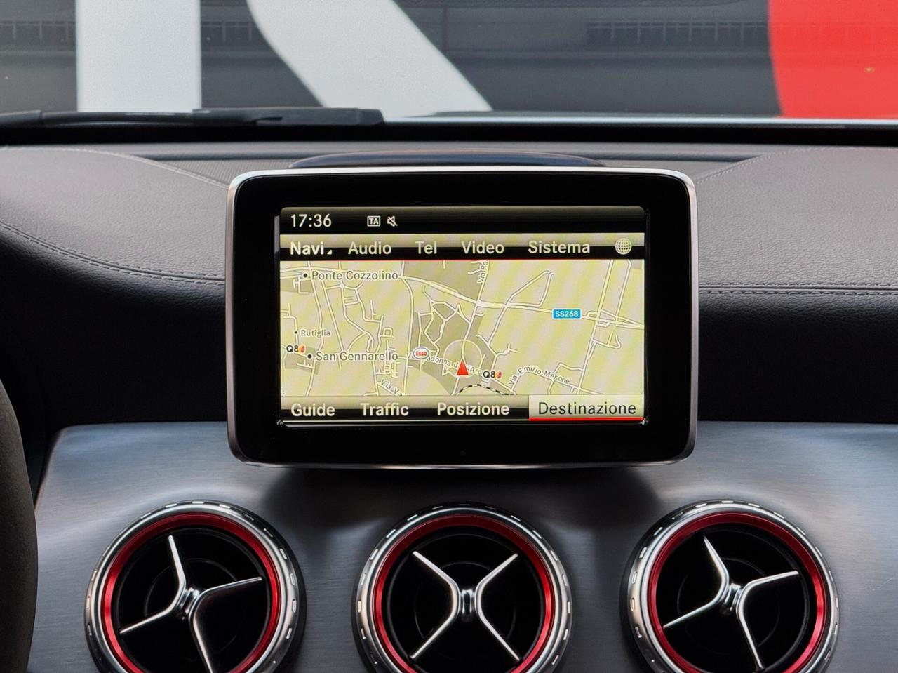 Mercedes-Benz GLA 45 AMG 4 MATIC 360CV CAM