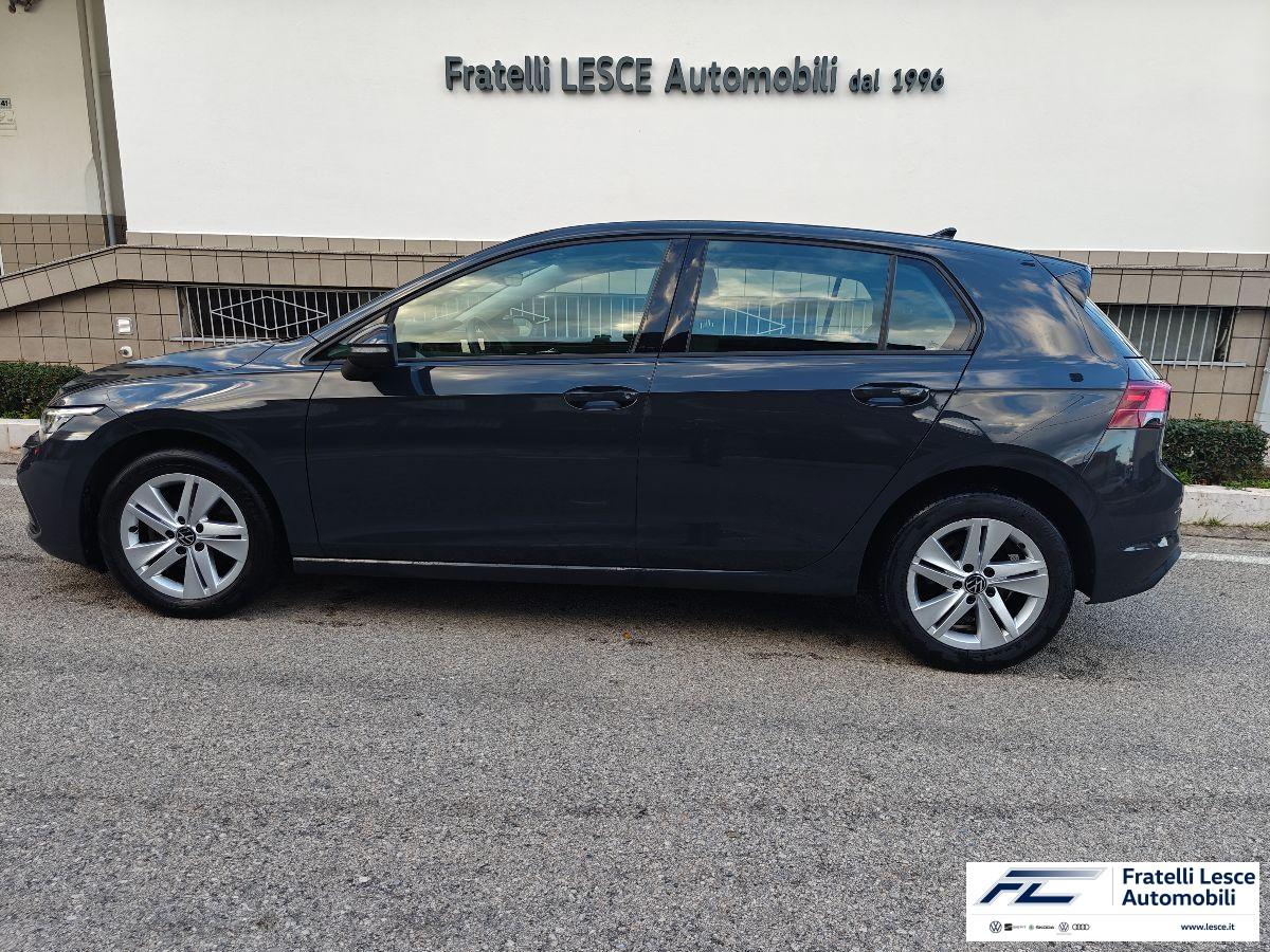 VOLKSWAGEN - Golf 8 2.0 tdi scr life 115cv 6marce (Pronta Consegna)
