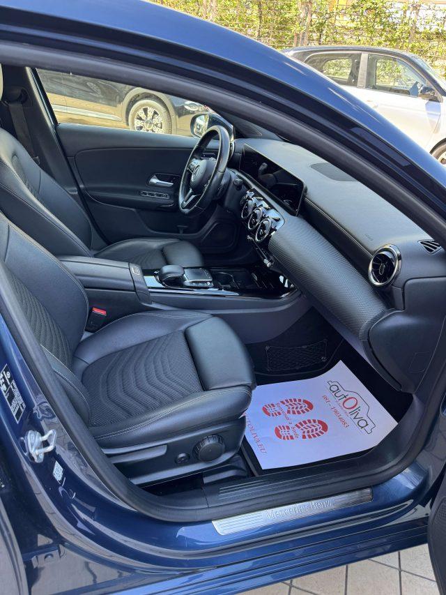 MERCEDES-BENZ A 180 d Sport Cambio Automatico