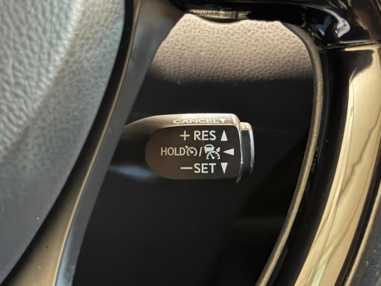 Toyota C-HR 1.8 Hybrid E-CVT Active