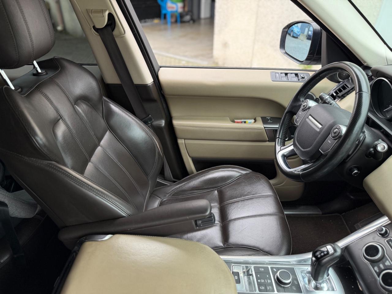 Land Rover Range Rover Sport Range Rover Sport 3.0 TDV6 HSE