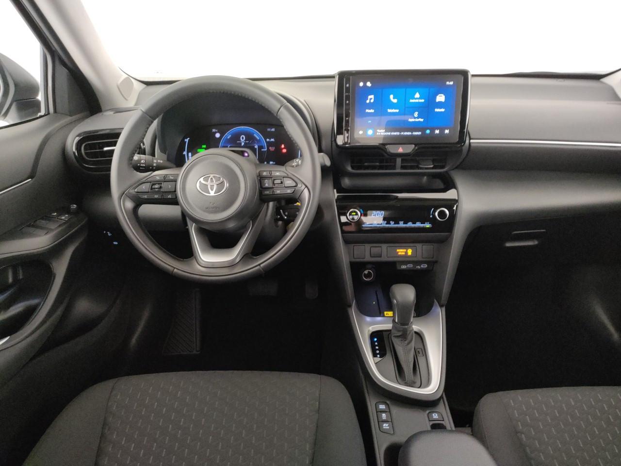 TOYOTA Yaris Cross 1.5h Active fwd 115cv e-cvt