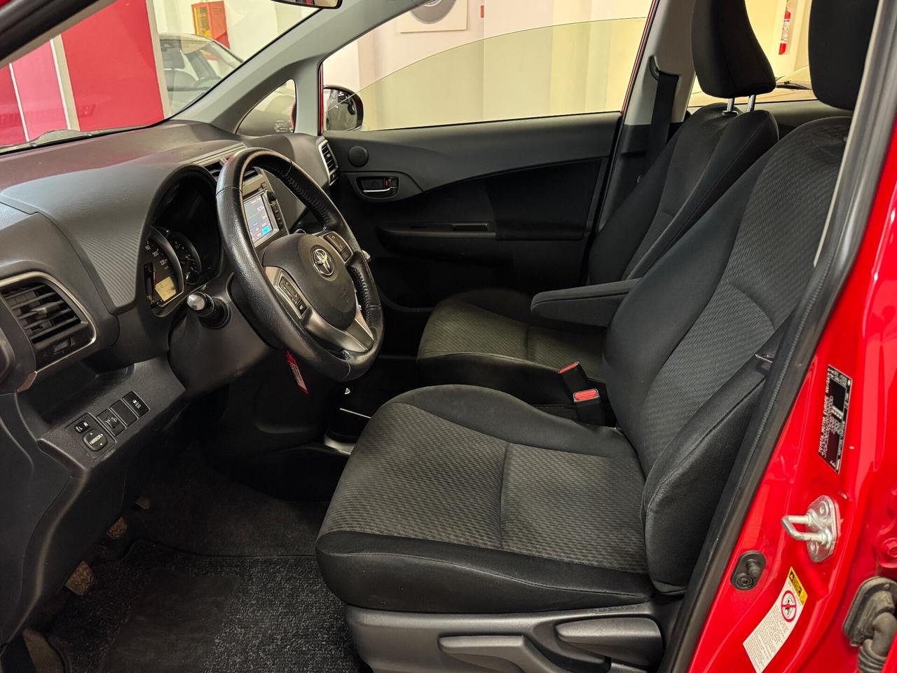 Toyota Verso-S 1.3-Gancio-PortaBici-E5-UniPro-Garantita