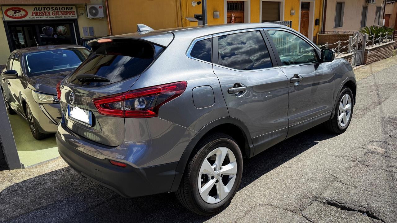 Nissan Qashqai 1.5 dCi Business - 11/2017