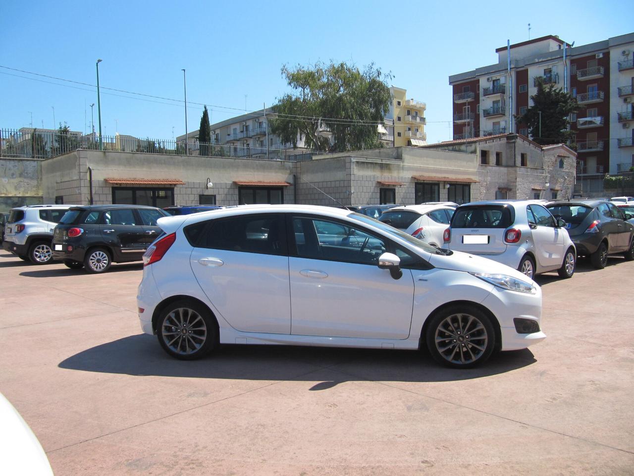 Ford Fiesta 1.5 TDCi 75CV 5 porte ST-Line