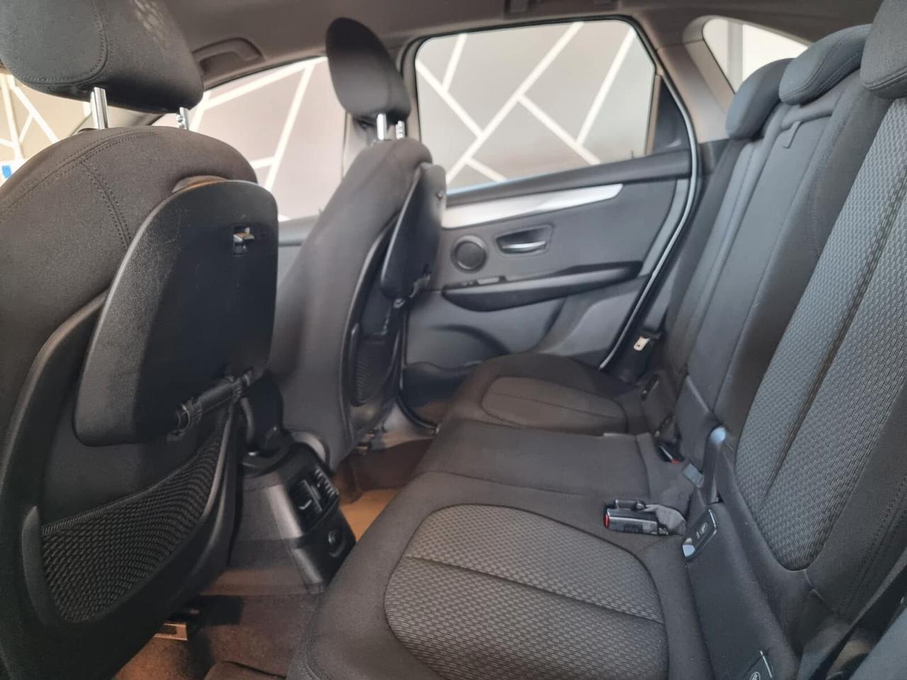 Bmw 216d Active Tourer Advantage NEOPATENTATI