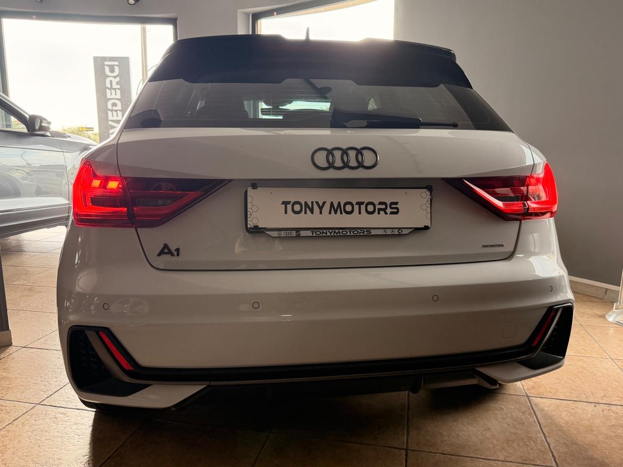 Audi A1 SPB 30 TFSI S tronic line edition