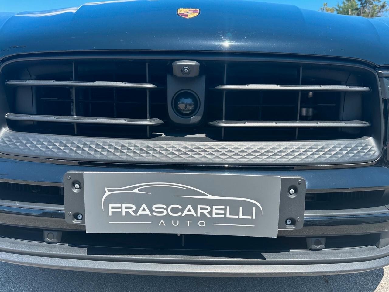 Porsche Macan 2.0 /tetto/pasm/carplay/full