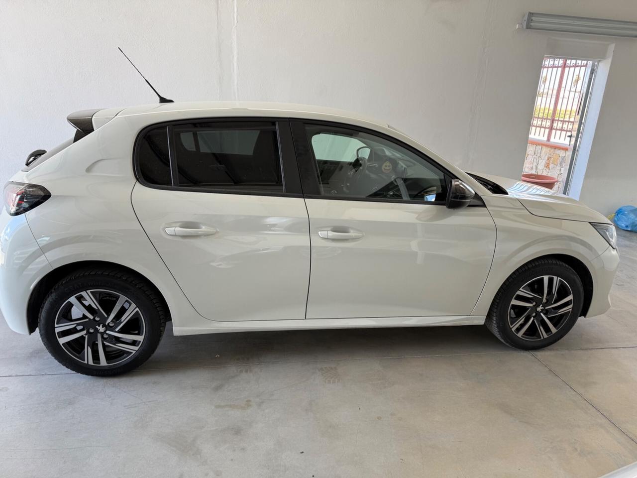 Peugeot 208 PureTech 75 Stop&Start 5 porte Allure