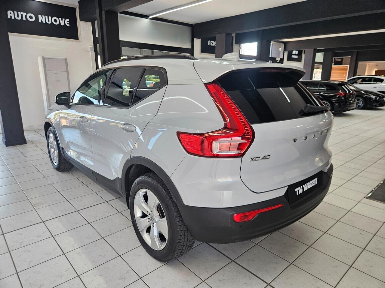 Volvo XC40 2.0 Business awd my20 - IVA ESPOSTA