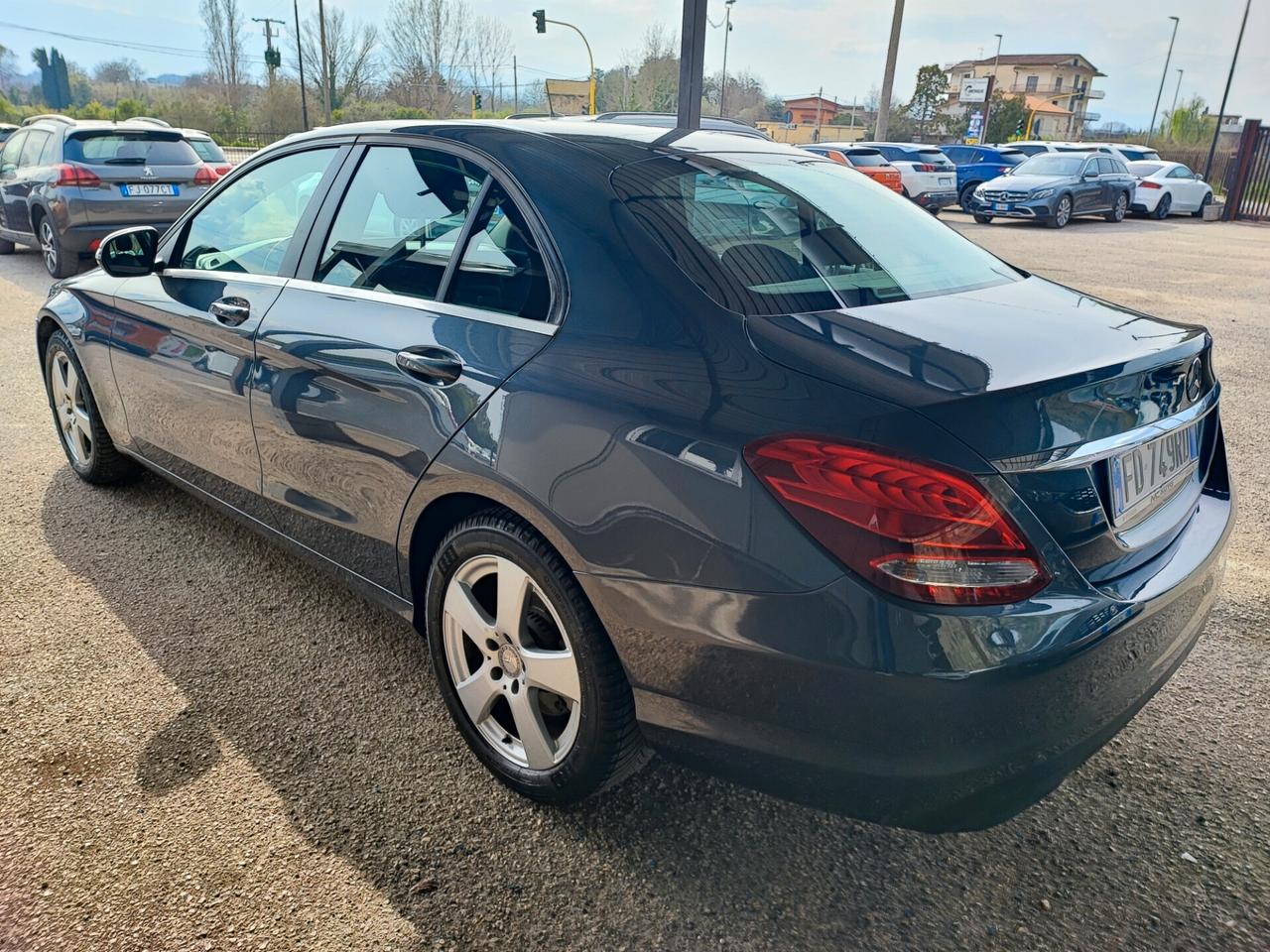 Mercedes-benz C 180 d Auto Premium