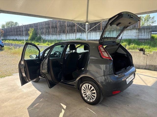 FIAT Punto 1.2 8V 5 porte OK NEOP POCHI CHILOMETRI EURO 5