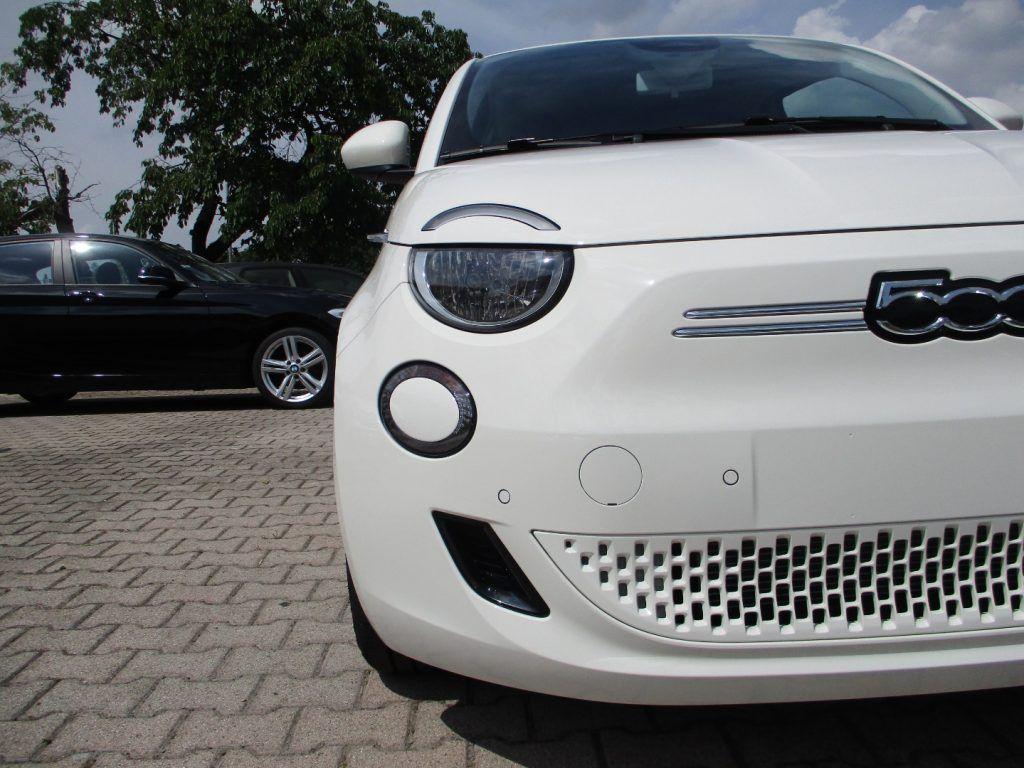 Fiat 500e - Camera/Pack Comfort/Navi