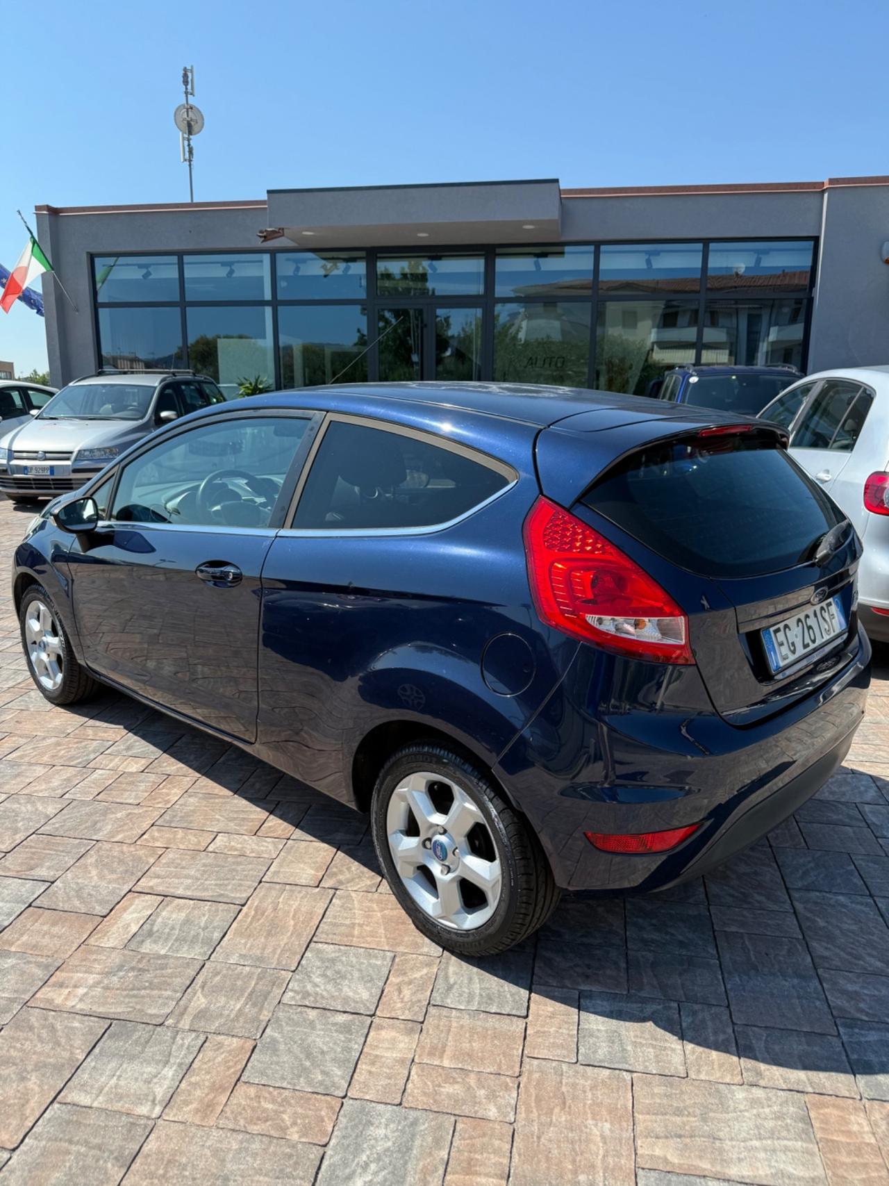 Ford Fiesta 1.2 Benzina