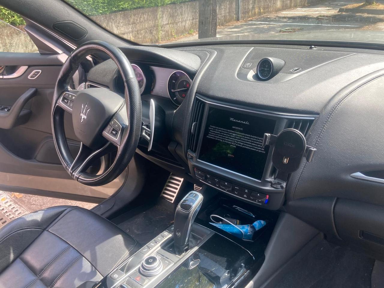 Maserati Levante HYBRID 330 CV AWD GT