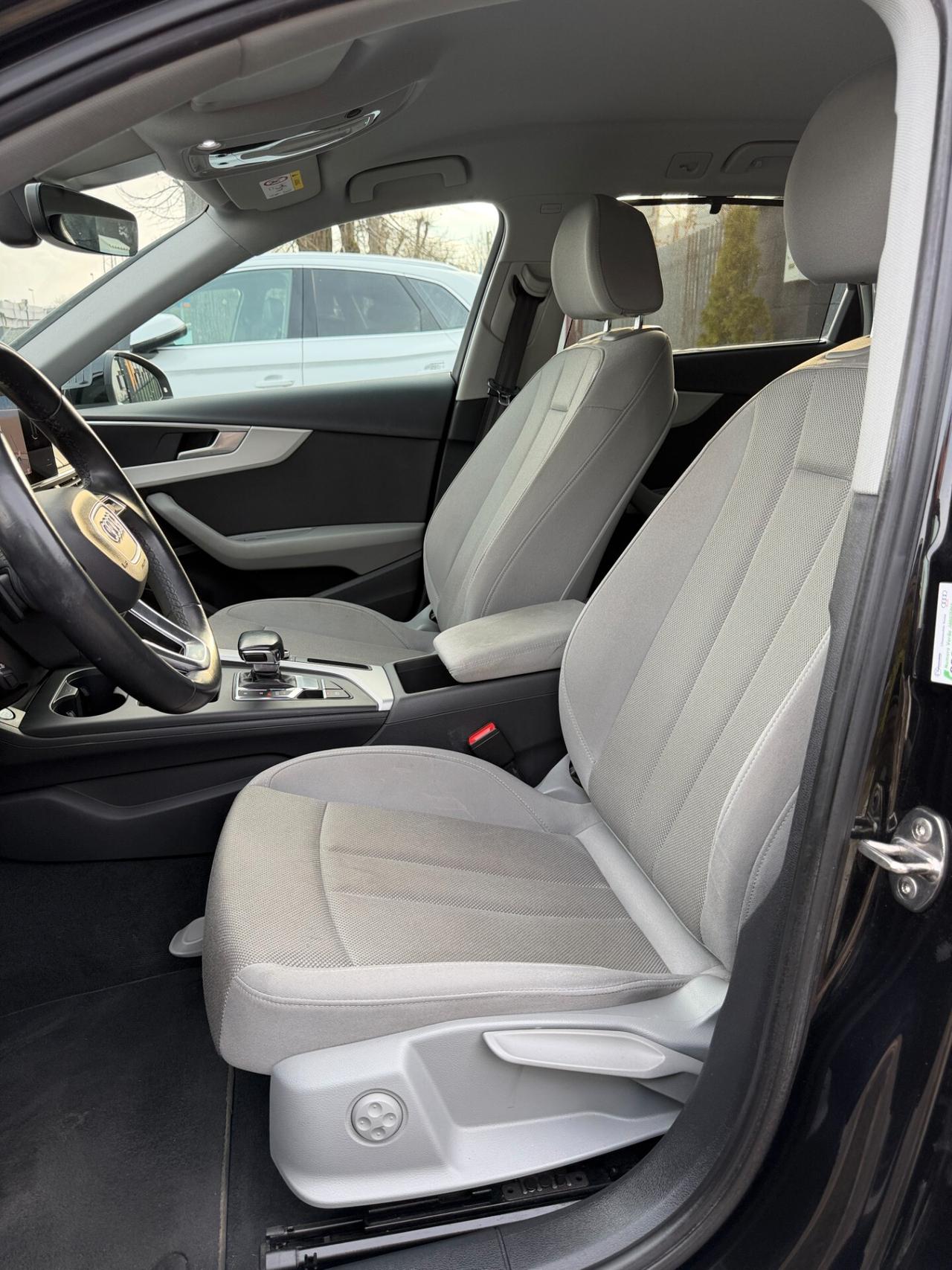 Audi A4 Avant 35 TDI/163 CV S tronic Business Advanced