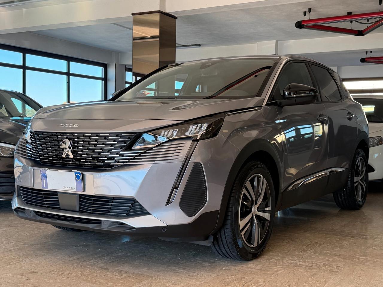 Peugeot 3008 1.5 BLUEHDI 130 cv. AT8 ALLURE PACK (Nav)