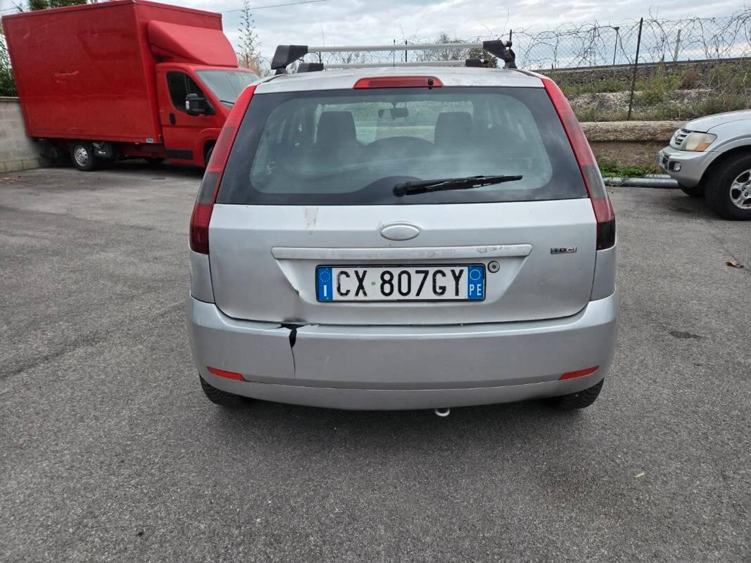 Ford Fiesta 1.4 tdci Ghia 5p